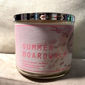 Bath and body works candle